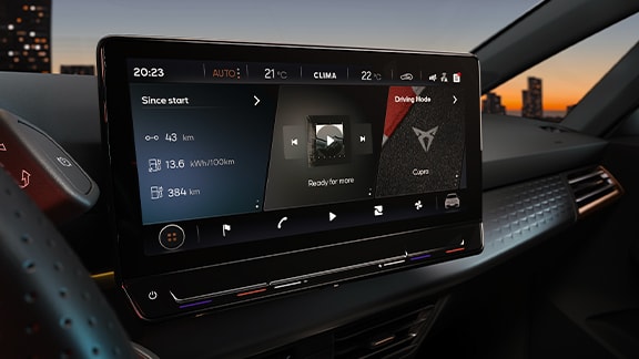 CUPRA Born Écran flottant 12" d'infotainment en ligne