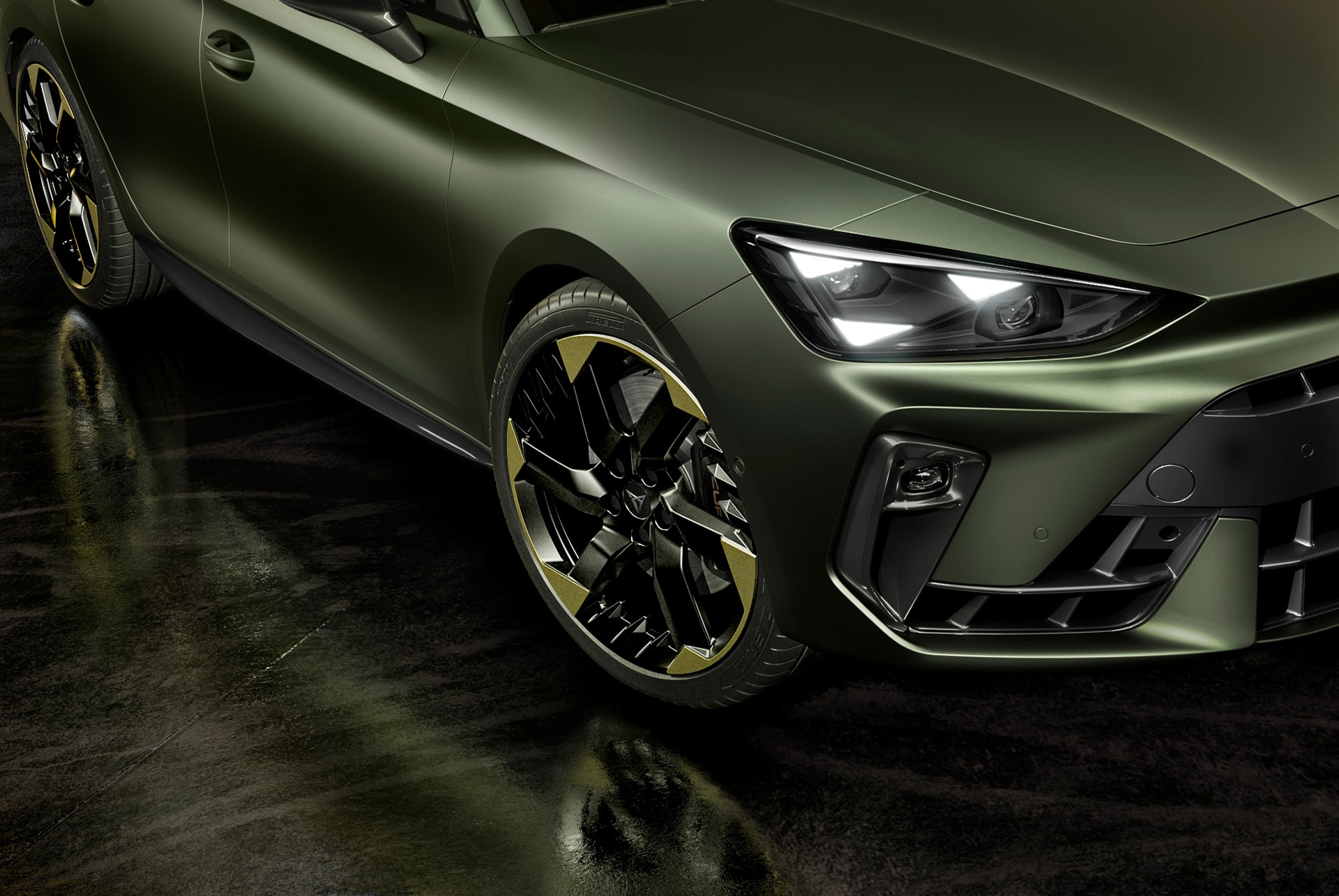 Gros plan sur la jante en alliage 19 pouces couleur soufre incluse dans la nouvelle édition Tribe.